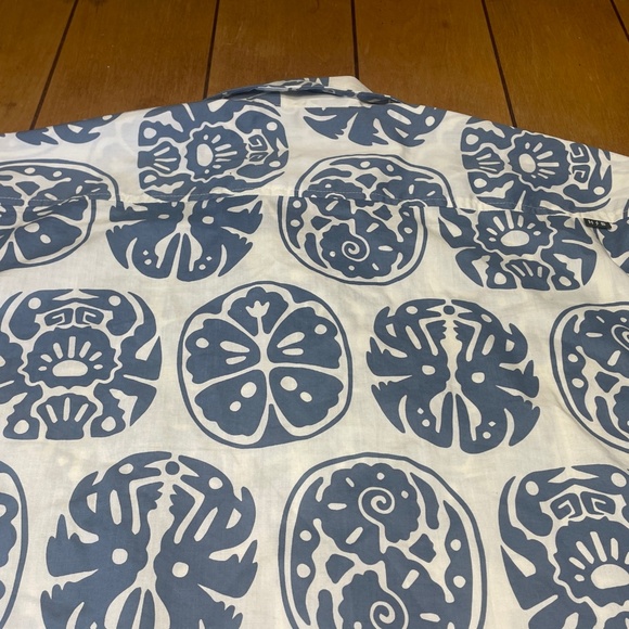 Howler Brothers Monoloha “Bone Idols” Button Up Shirt Size Large - Picture 15 of 16